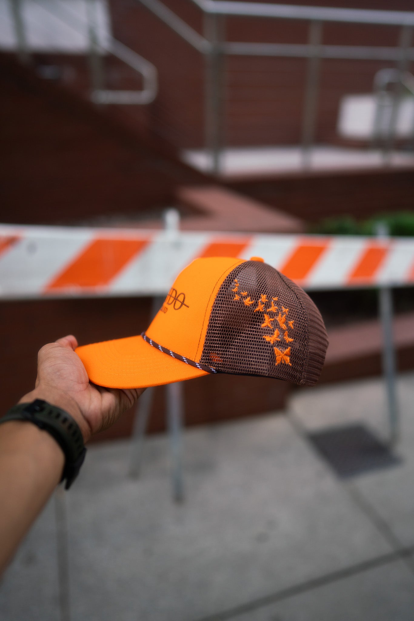 City Cap: 216